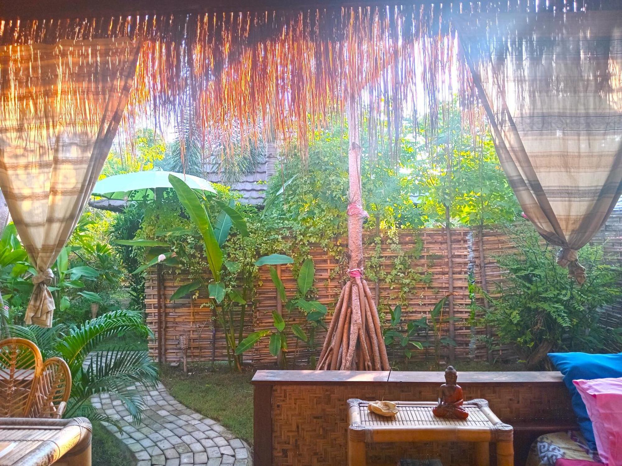 Utopia Gili Air Exterior photo